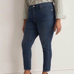 Madewell Stovepipe Jeans in Brentside Wash